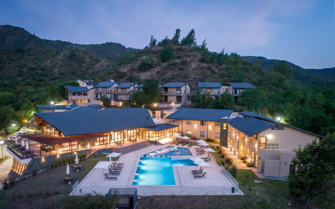 Altitud 720 Hotel, Aparts & Spa Вилья-Хенераль-Бельграно Экстерьер фото